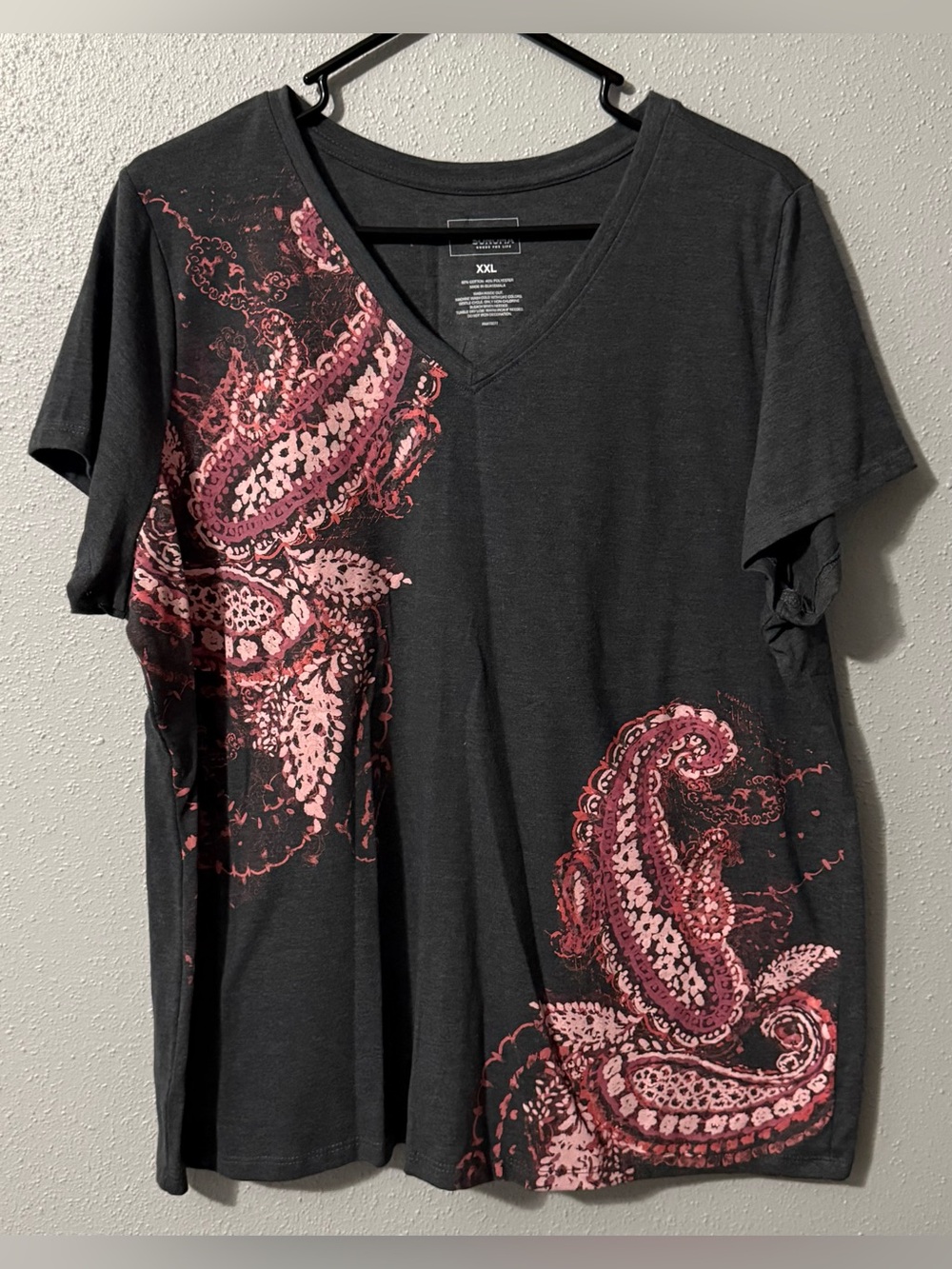 Gray V-Neck Tee with Pink Paisley Print